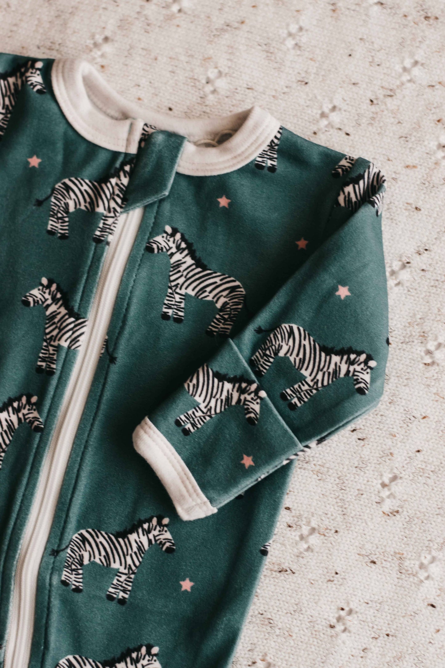 BENCER & HAZELNUT Zipsuit - Zebby Green - New